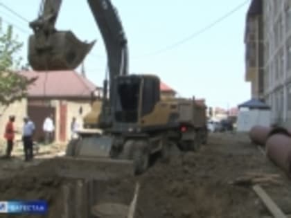 В с.Новокули ремонтируют дороги