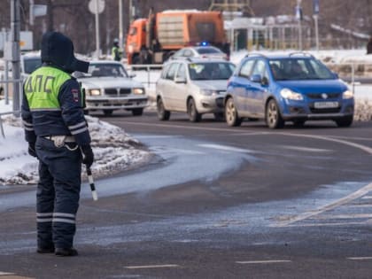 В Госдуме предложили конфисковать машины у лишенных прав водителей