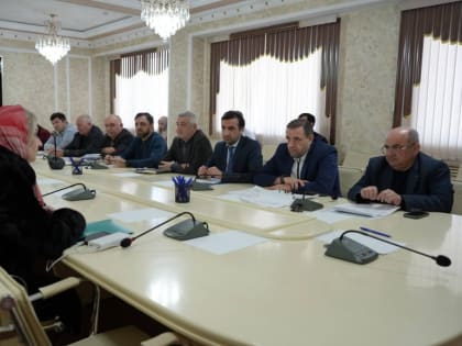 Глава Хасавюрта встретился с жителями города в рамках приема граждан