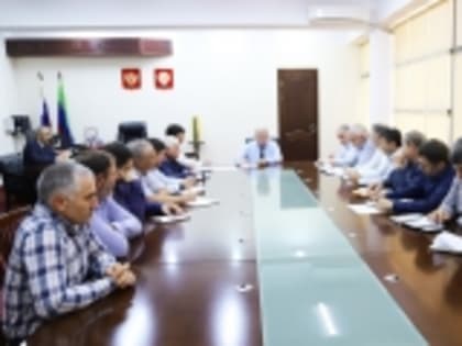 Галип Галипов провёл совещание по вопросам реализации проектов