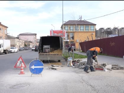 Продолжается комплексная работа по установке пандусов в Махачкале