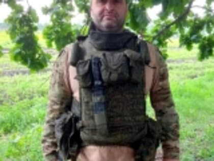 Старший сержант Гаджимурад Умаров из села Мехельта: «С Днём Великой России, гумбетовцы!»