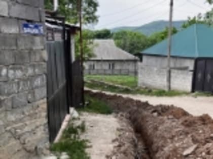 В селах Новолакского района начаты работы по ремонту дорог