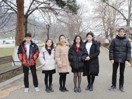 Кайтагские школьники записали видеообращение и поздравили матерей военнослужащих с 8 Марта