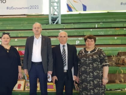 Работы воспитанников центра дополнительного образования детей Чародинского района были представлены на Республиканской выставке-конкурсе творческих работ