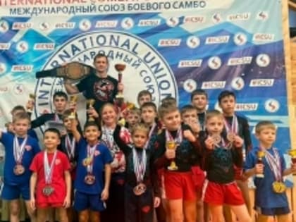 Спортсмены из Кайтагского района стали чемпионами по боевому самбо в Санкт-Петербурге