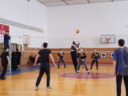 В Хасавюрте прошло Первенство города по волейболу и стритболу