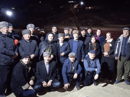 Встреча коллектива Алиханмахинской СОШ с учителем-ветераном