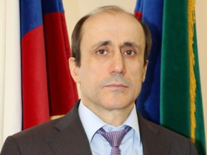 Глава Кайтагского района Алим Темирбулатов поздравляет с Днем единства народов Дагестана