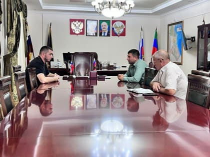 Магомед Шамилов встретился с участником СВО