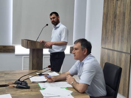 В администрации Сулейман-Стальского района рассмотрели актуальные для муниципалитета вопросы