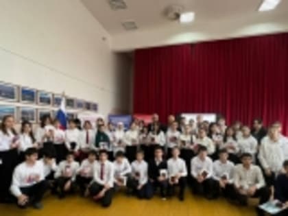 В Новолакском районе ко Дню Конституции РФ прошла акция «Мы – граждане России»