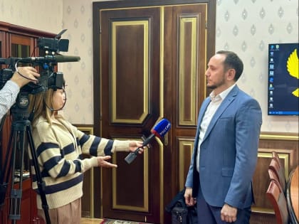 Заместитель главы Махачкалы Рустам Магомедов дал пояснения относительно ситуации с организацией безопасного дорожного движения вдоль КОРа