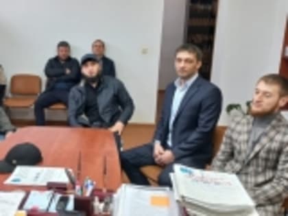 В Новолакском районе проходят встречи с жителями по вопросам предстоящих президентских выборов-2024