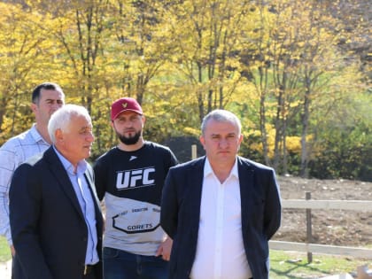 Гаджимурад Мусаев проинспектировал ход работ на месте закладки будущего «Сада памяти»