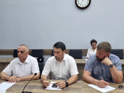 Актуальные проблемы мелиорации в Сулейман-Стальском районе обсудили с руководством Минмелиоводхоза РД