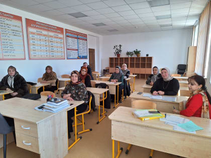 Методическое объединение социальных педагогов образовательных организаций прошло в Казбековском районе  &nbsp;