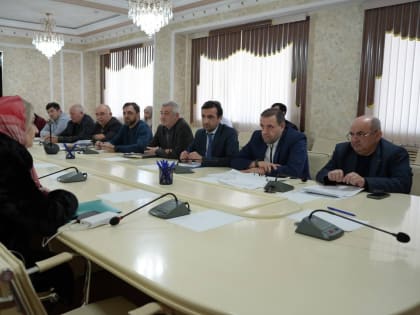 Глава Хасавюрта встретился с жителями города в рамках приема граждан