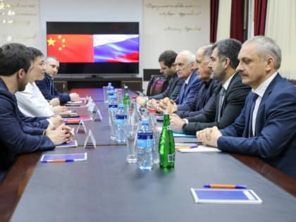 Премьер-министр Дагестана провёл встречу с инвесторами из Китая