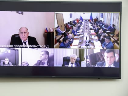 Абдулмуслимов: Правительство РД завершает подготовку проекта бюджета на 2024 год и плановый период 2025 и 2026 годов
