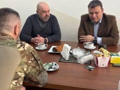 Денис Перепелицын в Лобне встретился с военнослужащим, участником специальной военной операции