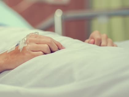 В Пятигорске женщина из-за пластической операции по коррекции век впала в кому