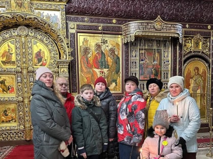 Семьи участников СВО посетили Владычний женский монастырь в Серпухове