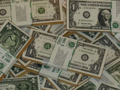 Экономист Разуваев: Запад подорвет доверие к доллару при конфискации активов России