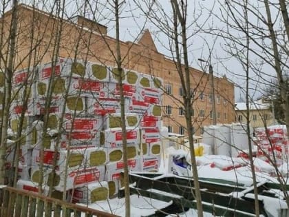 Продолжается реконструкция поликлиники в с. Новопетровское