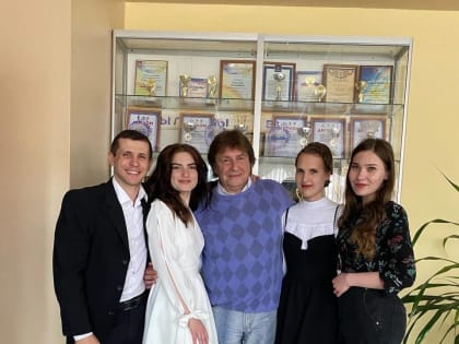 Вокалисты серпуховского Губернского колледжа одержали победу на фестивале «Юные таланты Московии»