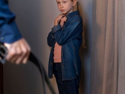 Девочка из Подмосковья ушла из дома после истязаний со стороны отца