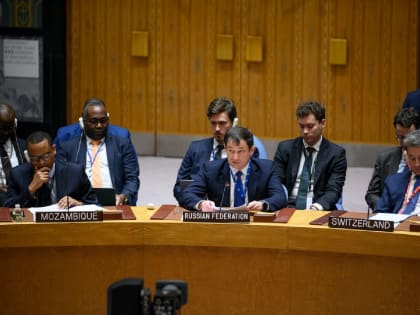 Дипломат Полянский принес на заседание ООН обломок ракеты Storm Shadow