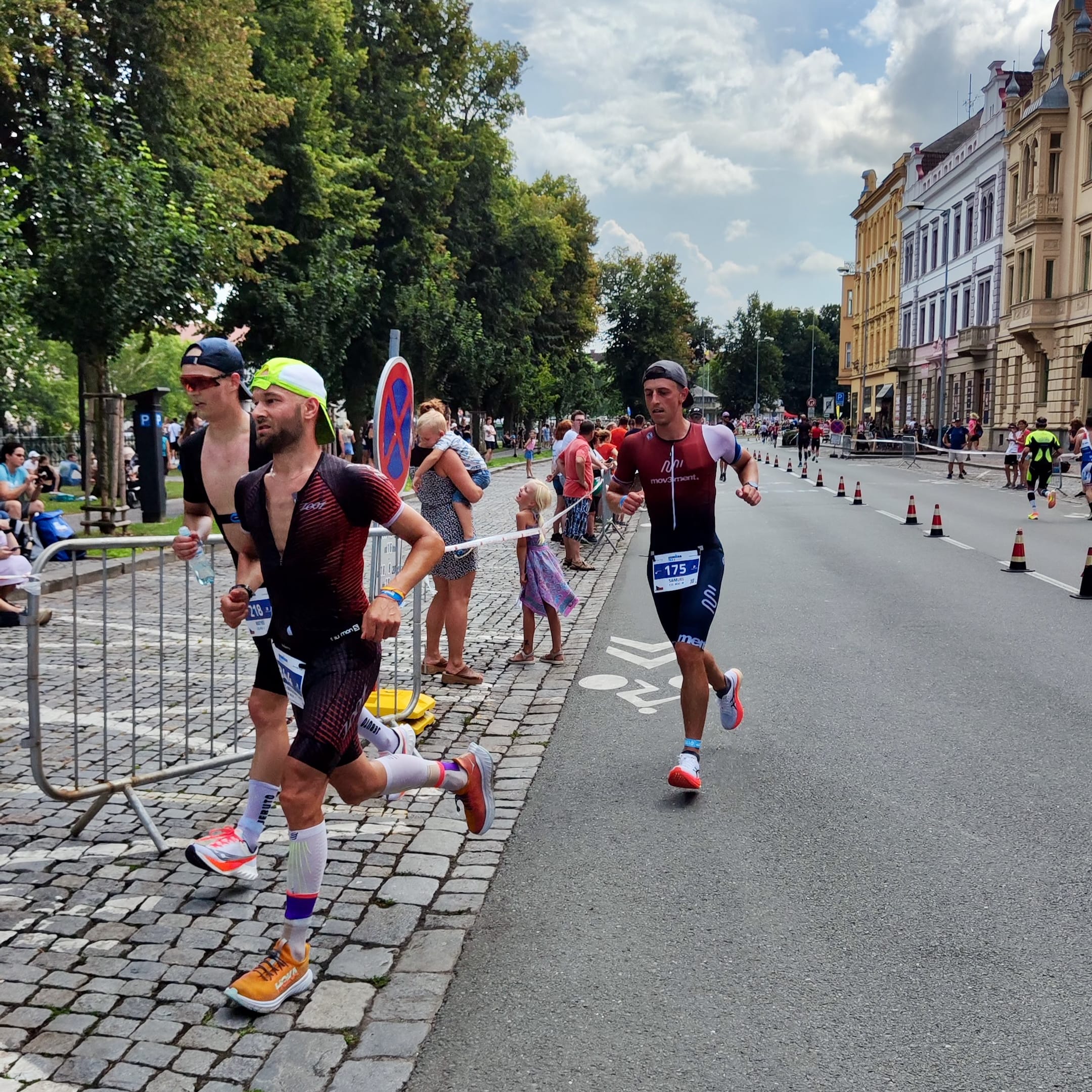 Samuel Dušek na běhu na Ironman 70.3 Hradec Králové 2024
