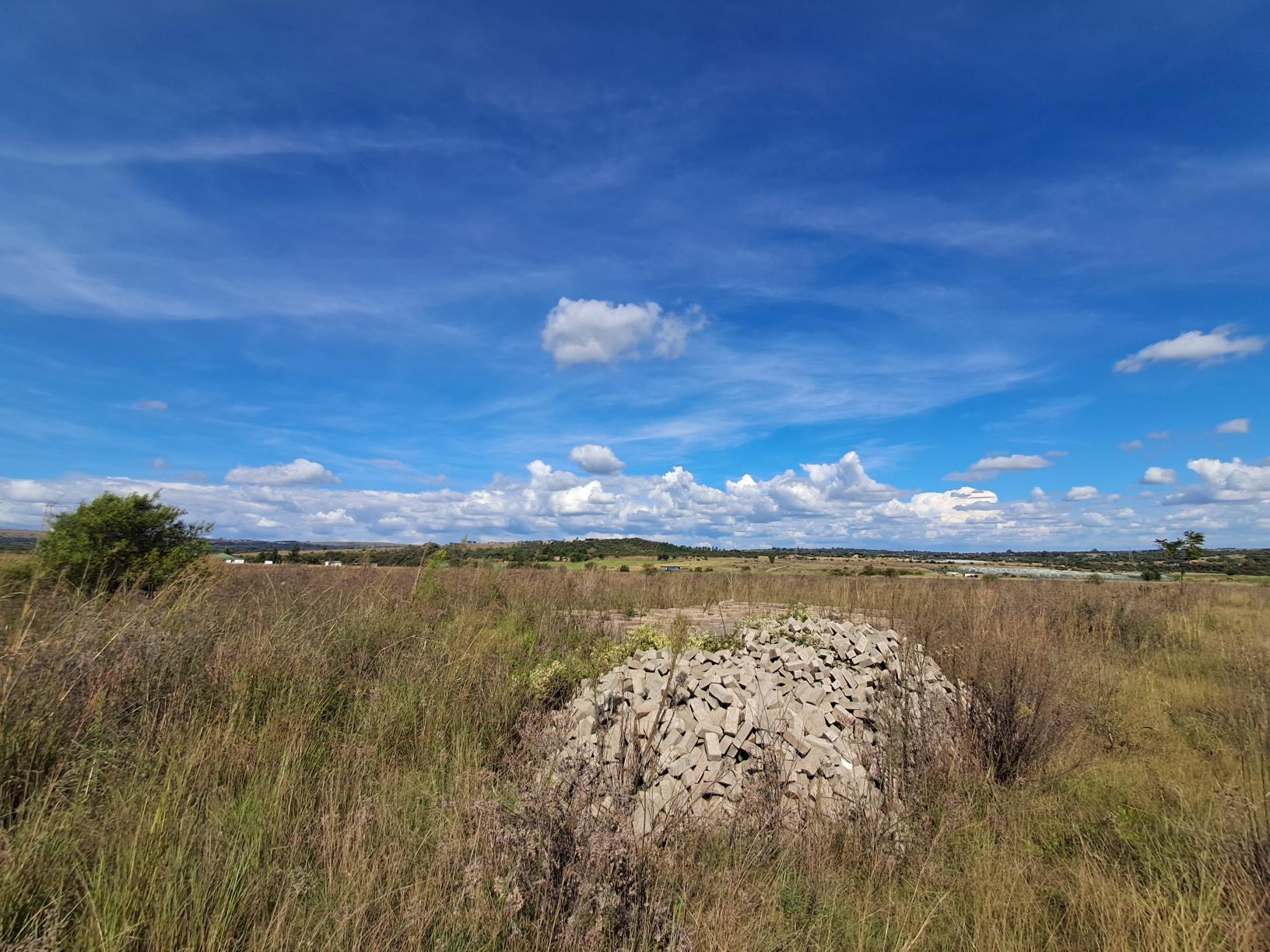 Expansive 4.81ha Land: Your Pretoria Country Living Dream Awaits