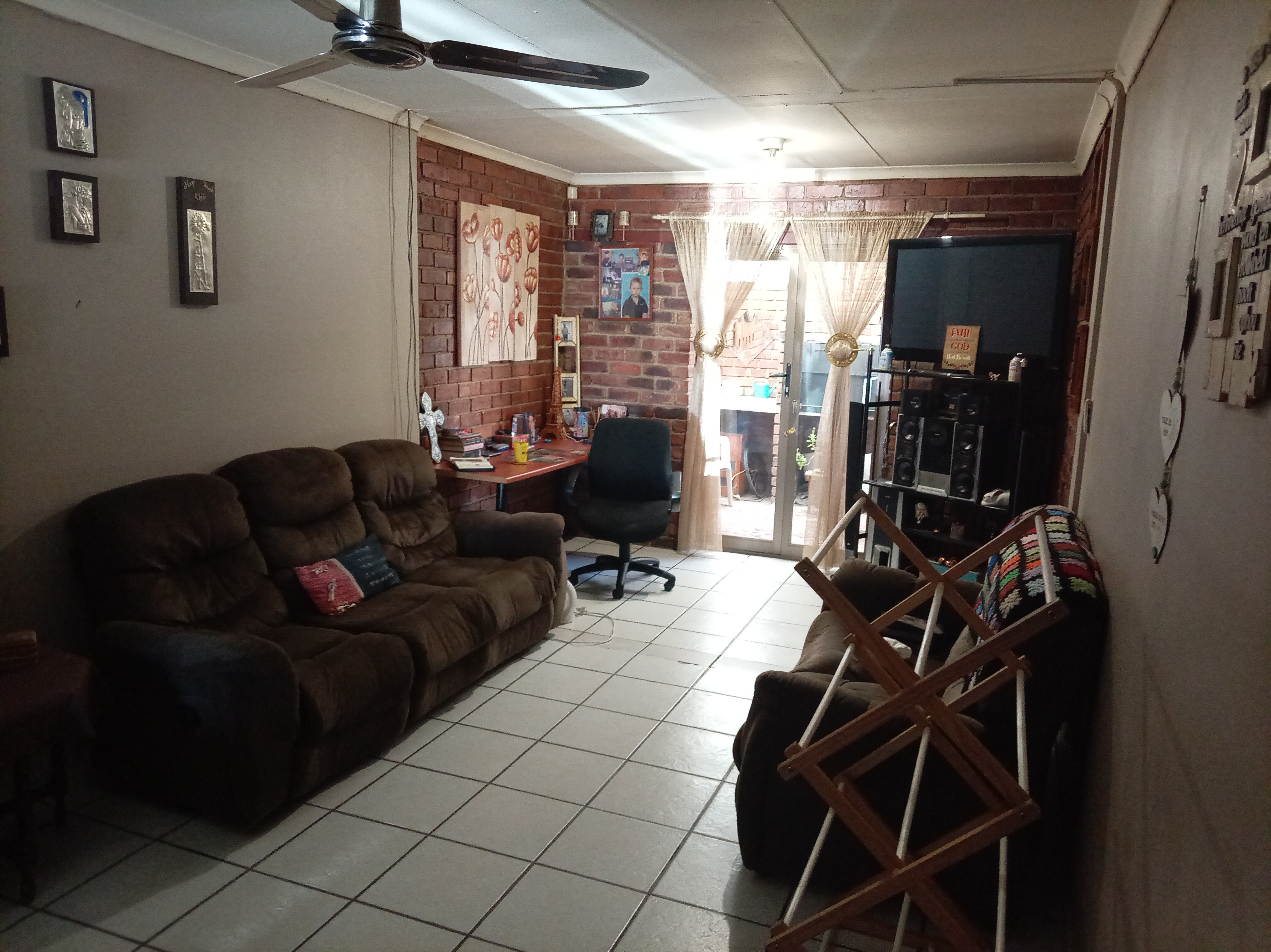 Beautiful 2 Bedroom Townhouse
