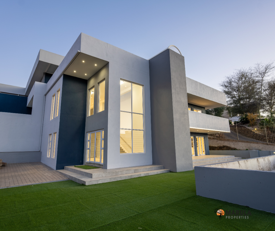 Exquisite Triple-Storey Home in Auasblick