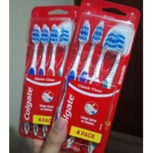 Escova de Dente Colgate Classic