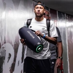 Caixa De Som Boombox Plus