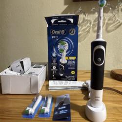 Oral-B Escova de Dente Elétrica