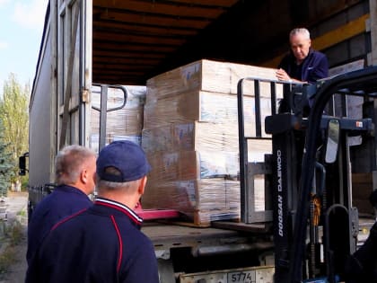 Депутаты краевой Думы доставили гуманитарную помощь в Луганскую Народную Республику
