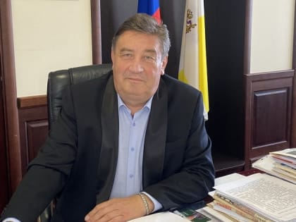 Ставропольский филиал РАНХиГС поздравляет первого зампреда Думы СК Гончарова В.И. с награждением государственной наградой