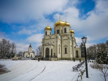 В праздник Торжества Православия митрополит Кирилл совершил Божественную Литургию в Казанском кафедральном соборе