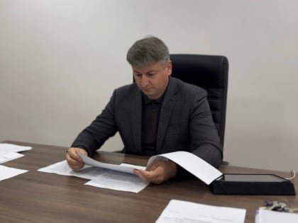 Первый заместитель главы администрации Кировского муниципального округа Ставропольского края провел рабочую встречу с  управляющим дополнительного офиса в г. Георгиевск Ставропольс