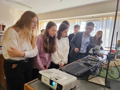 Открытие медфармкласса в пятигорской гимназии №4