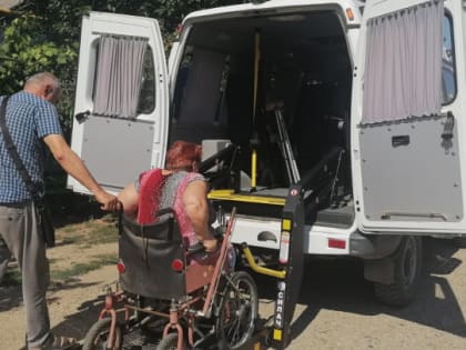 В Советском комплексном центре  продолжает свою работу мобильная бригада по доставке граждан старше 65 лет и инвалидов