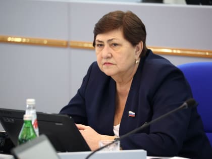 Отдельные категории медработников в районных больницах будут получать региональную социальную выплату