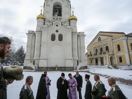 В канун Недели Торжества Православия митрополит Кирилл совершил всенощное бдение в Казанском кафедральном соборе