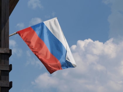 Поздравление председателя Ставропольской городской Думы Г.С.Колягина с Днем Государственного флага Российской Федерации