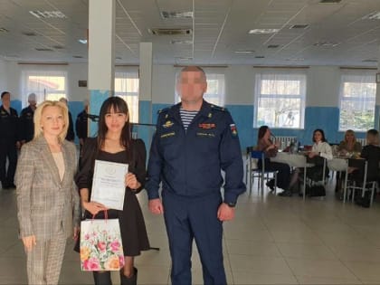 Ольга Тимофеева поздравила женщин, служащих в воинских частях Ставрополя