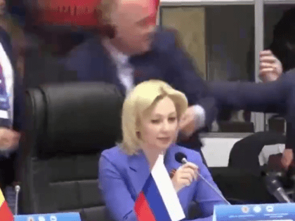 Украинские делегаты едва не избили депутата со Ставрополья Ольгу Тимофееву в Турции